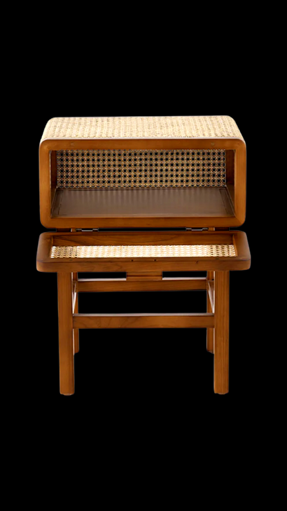 Iao` Rattan Side Table