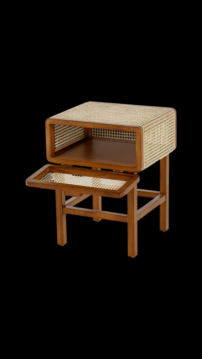 Iao` Rattan Side Table